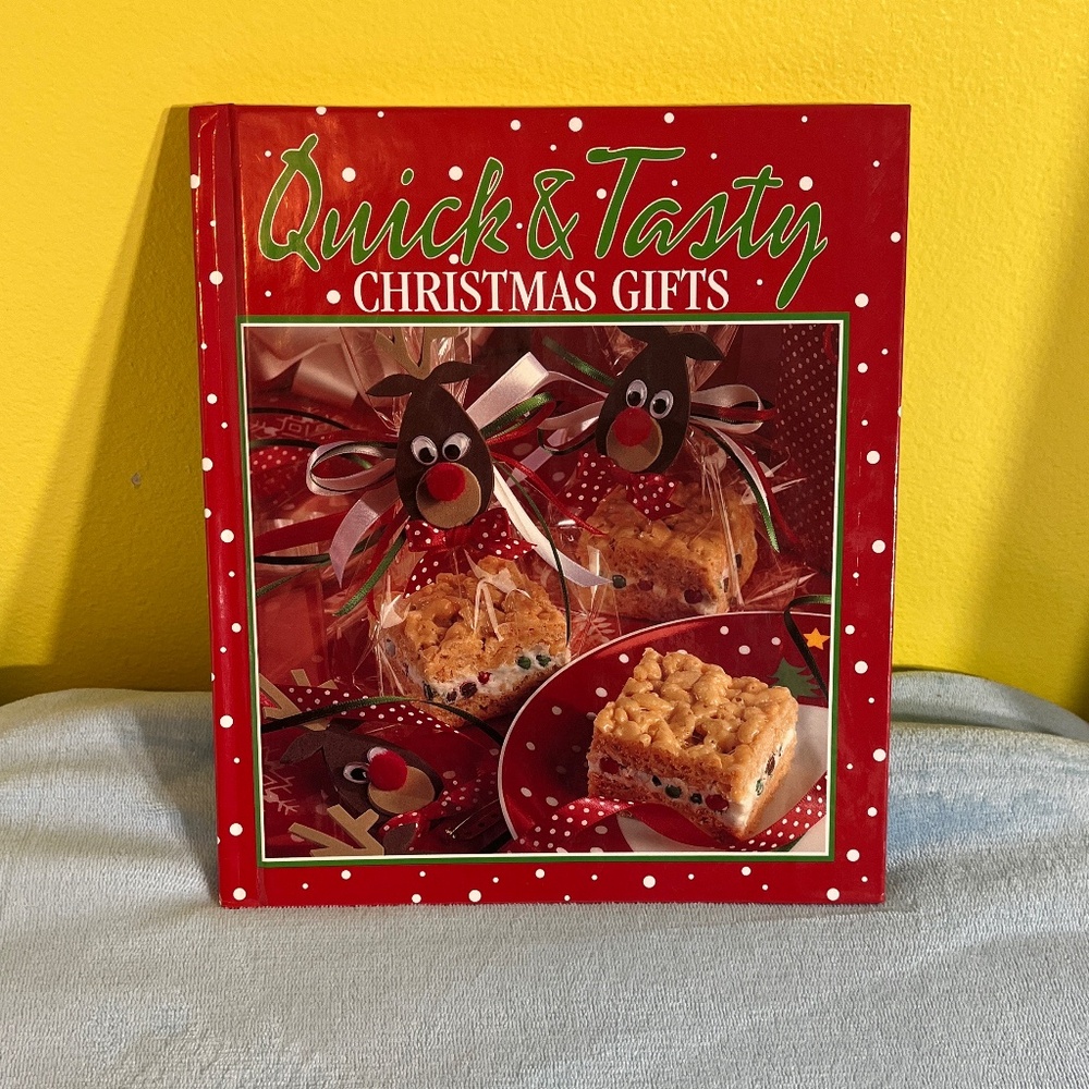 Quick & Tasty Christmas Gifts Hardcover Cookbook- LIKE NEW